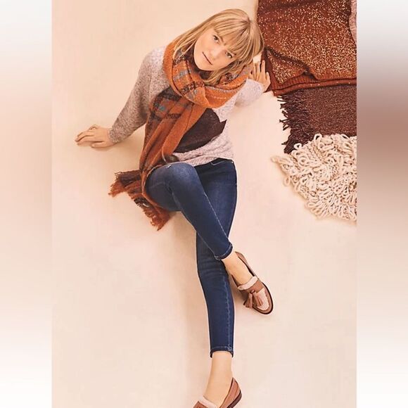 Folk by Hansel from Basel black swan pullover sweater - Picture 3 of 8